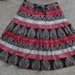 🎈Ann Taylor LOFT Womens Skirt Size 4  Paisley